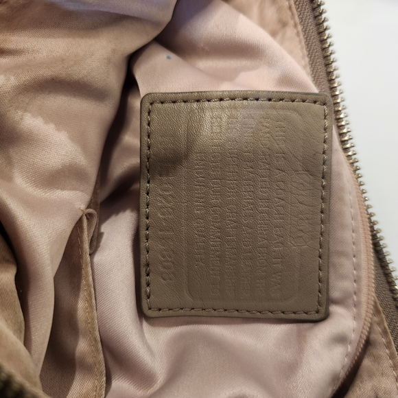 🩶Cute🩶 Coach🩶 leather crossbody bag - Picture 6 of 16